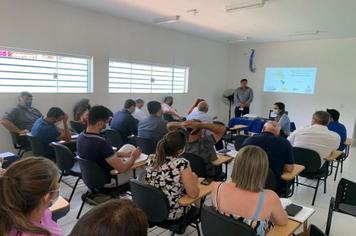Prefeito e Secretária representam Sabáudia em reunião do CISVIR