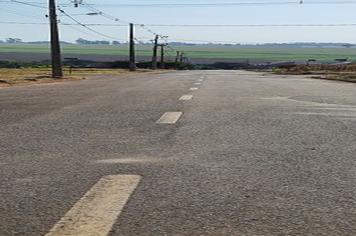 Prefeitura concluiu roçagem em bairro.