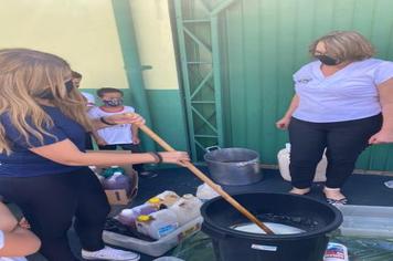 Escola encerra projeto ambiental com Drive Trhu