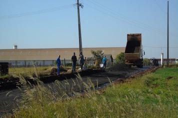 Sabáudia inicia pavimentação da estrada rural Valdir Ribeiro