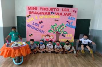 Cmei Criança Feliz realiza projeto de incentivo a leitura entre Escola e Família