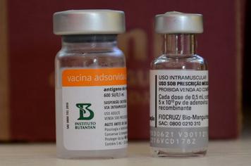 Prefeito acompanha vacinação contra a Covid-19