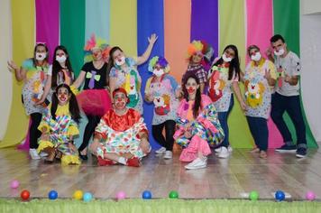 CMEI Criança Feliz comemora Dia do Circo com apresentações e brincadeiras