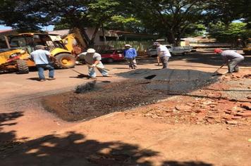Operação Tapa Buracos realiza melhorias no Jardim Bela Vista