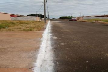 Ruas de Sabáudia começam a ganhar pintura de meio fio