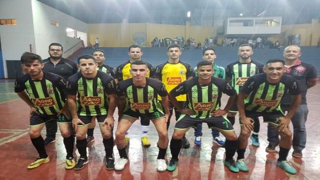 Time de Sabáudia participa dos jogos abertos em Cambé