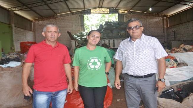 Prefeito e Secretário se reúne com Ascamar