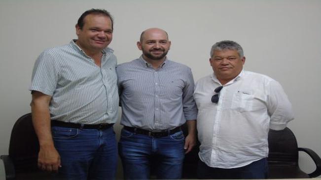 Prefeito de Sabáudia, Hugo Manueira assume presidência do CINDEPAR  