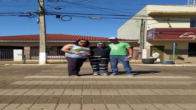 Controle de Endemias e ASCAMAR realizam campanha contra a Dengue