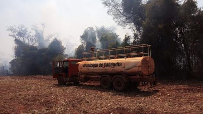 Sabáudia alerta para perigos de incêndios florestais no período de seca