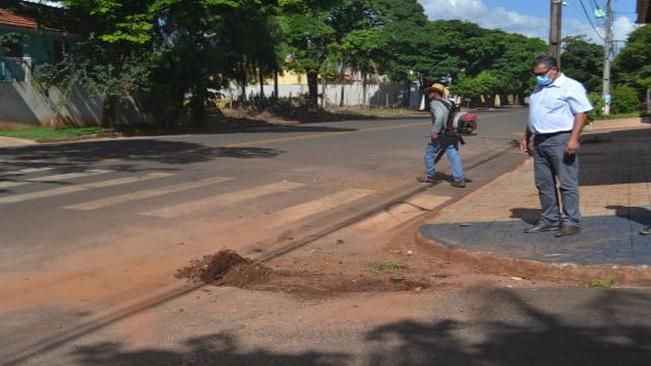 Prefeitura realiza Operação Tapa Buracos nas ruas de Sabáudia