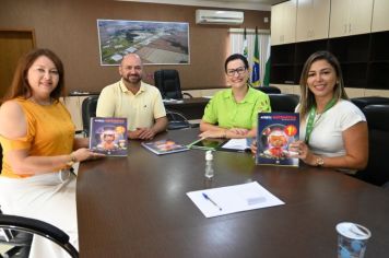 LIVROS DIDÁTICOS